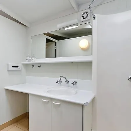 The Bay Beach Studio ~ Ocean View Apollo Bay Exterior photo