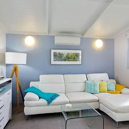 The Bay Beach Studio ~ Ocean View Apollo Bay Exterior photo